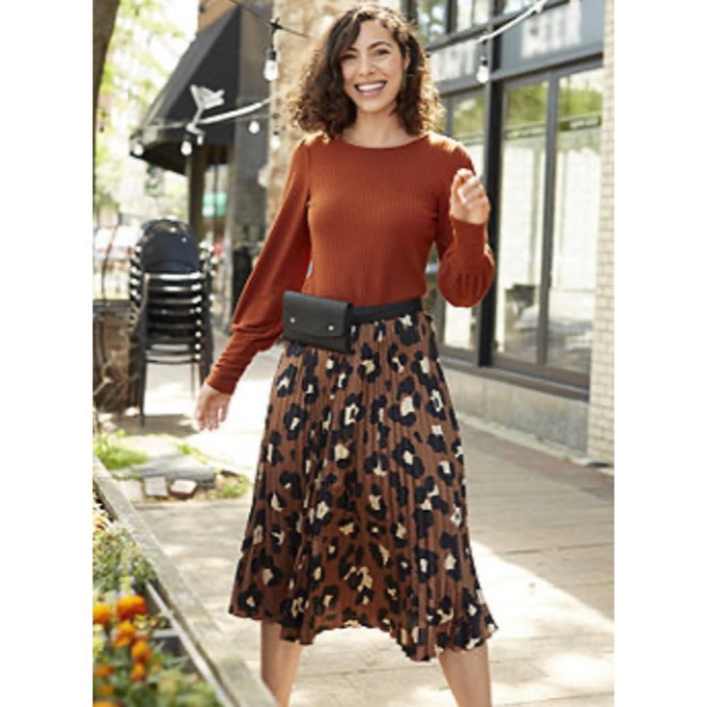 NWT Worthington Brown Multi Leopard Pleated Skirt